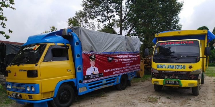 Pemkab Simalungun Salurkan 3.063 Paket Sembako untuk Warga di 2 Kecamatan Pemkab Simalungun Salurkan 3.063 Paket Sembako untuk Warga di 2 Kecamatan