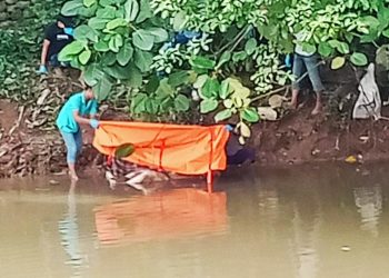 Sesosok Mayat Pria Ditemukan Mengambang di Sungai Blume Batang Kuis