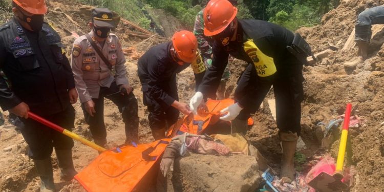 Dolan Sitompul dan Seorang WNA, 2 Karyawan Tertimbun Longsor di PLTA Batang Toru