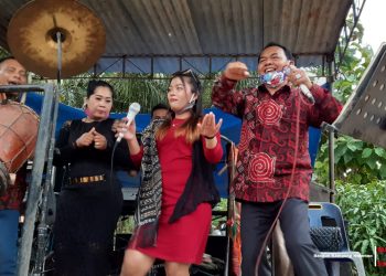 TPS Bernyanyi dan Berjoget di Pesta Pernikahan. Tak Lupa Beri Nasehat kepada Pengantin Baru