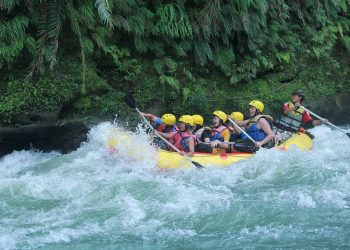 Rafting Sei Bahbolon, Wisata Pemacu Adrenalin Cocok untuk Rafting bagi Pemula
