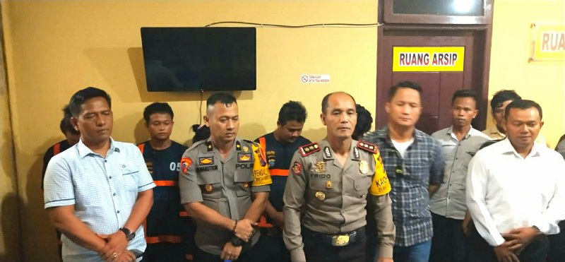 Tuduh Nelson Rajagukguk Pelihara Begu Ganjang, Dukun Palsu dan 4 Asistennya Ditangkap