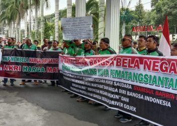 Driver Ojol Siantar Demo Protes Pengusaha Taksi Malaysia