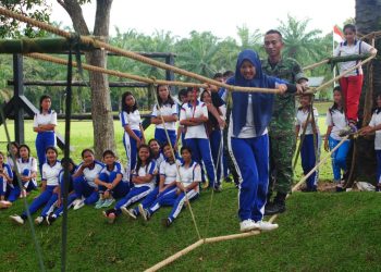 Batalyon Infanteri 122/Tombak Sakti Ajarkan Wawasan Bela Negara pada Outbound Siswa Yayasan Pelita