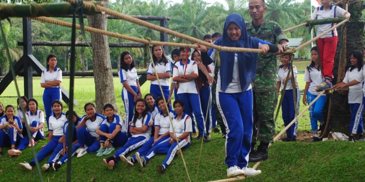 Batalyon Infanteri 122/Tombak Sakti Ajarkan Wawasan Bela Negara pada Outbound Siswa Yayasan Pelita