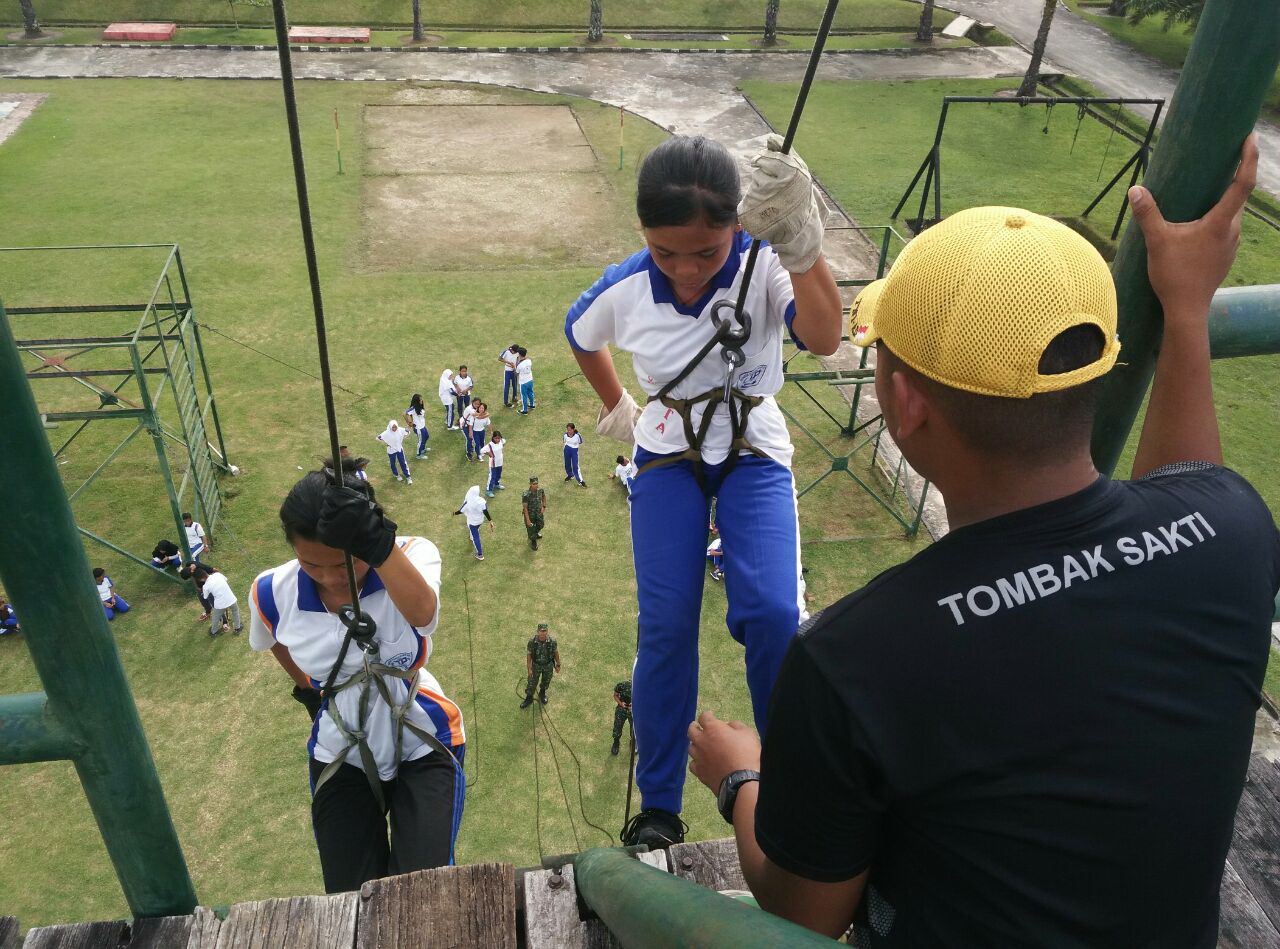 Batalyon Infanteri 122/Tombak Sakti Ajarkan Wawasan Bela Negara pada Outbound Siswa Yayasan Pelita