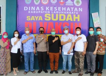 Kapolres Labuhanbatu Tinjau Penyuntikan Vaksin Covid-19 di Vihara Yayasan Budha Jayanti