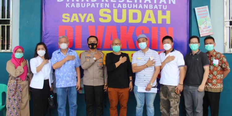 Kapolres Labuhanbatu Tinjau Penyuntikan Vaksin Covid-19 di Vihara Yayasan Budha Jayanti