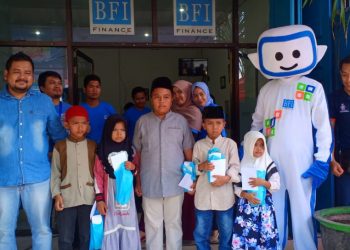 Peringati Hari Pahlawan, BFI Finance Gelar Bakti Sosial