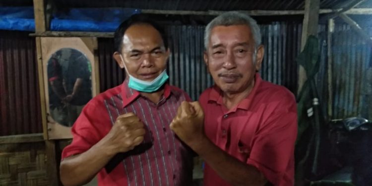 Berbincang dengan Tumpak Siregar, Warga Curhat Jalan Rusak Berbincang dengan Tumpak Siregar, Warga Curhat Jalan Rusak