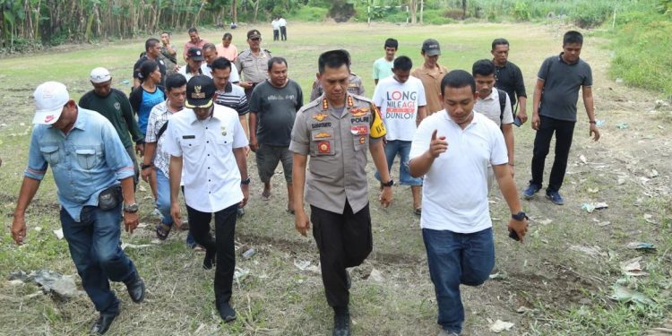 Kapolrestabes Medan Berbincang dengan Warga Sei Mati