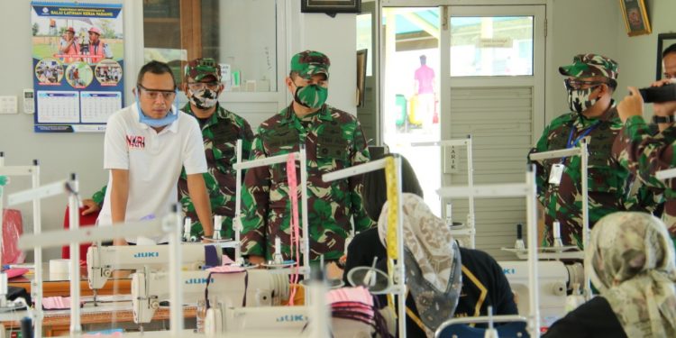 Korem 032/Wirabraja Lanjutkan Kerjasama dengan BLK Padang Korem 032/Wirabraja Lanjutkan Kerjasama dengan BLK Padang