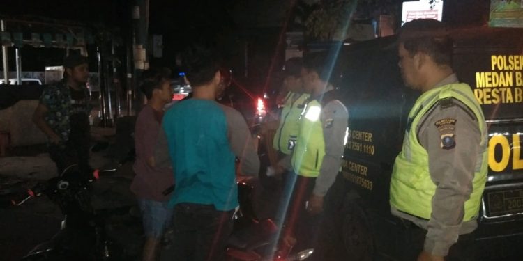 Cegah Aksi Kejahatan di Jalan, Polisi Rutin Gelar Razia dan Blue Light Patrol Cegah Aksi Kejahatan di Jalan, Polisi Rutin Gelar Razia dan Blue Light Patrol