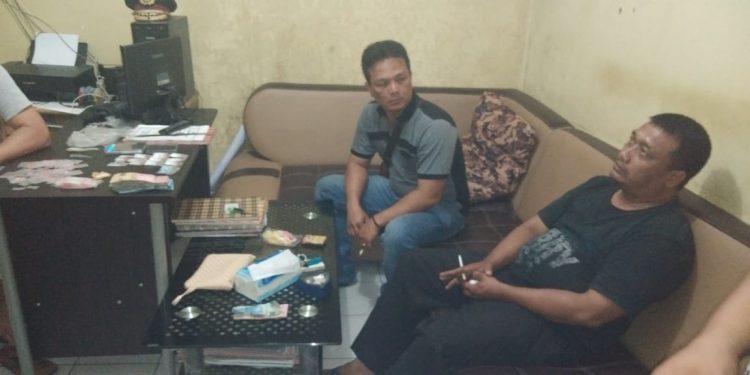 Alamak, Polisi Ini Ketangkap Bawa Ekstasi dan Sabu