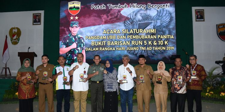 Pangdam I/BB : Apresiasi Hasil Pelaksanaan Bukit Barisan Run 5 K dan 10 K Pangdam I/BB : Apresiasi Hasil Pelaksanaan Bukit Barisan Run 5 K dan 10 K