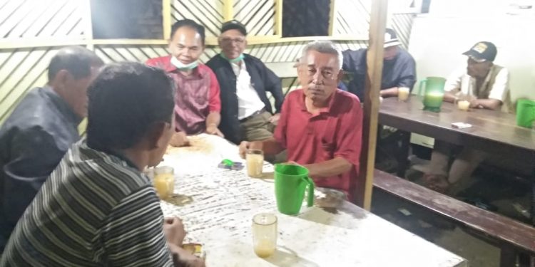 Bukan Peminum Tuak, tapi TPS Menghargai Warga yang Memberi Bukan Peminum Tuak, tapi TPS Menghargai Warga yang Memberi