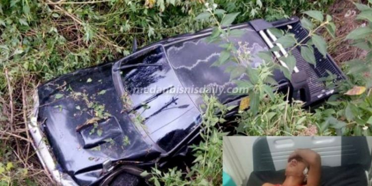 Mobil Masuk Jurang di Pangururan, Samosir