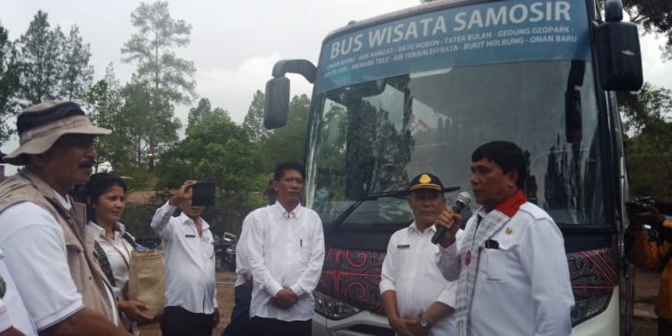 Ayo Buruan ke Danau Toba! Keliling Pulau Samosir Cuma Bayar 100 Ribu
