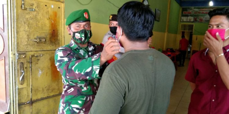 Personel Kodim 0208/Asahan Laksanakan Patroli Gabungan Protokol Kesehatan Antisipasi Covid-19 Personel Kodim 0208/Asahan Laksanakan Patroli Gabungan Protokol Kesehatan Antisipasi Covid-19