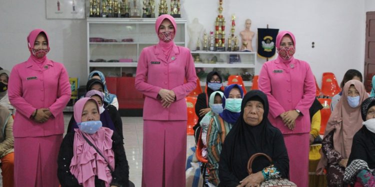 Bhayangkari Labuhanbatu Peduli dan Berbagi