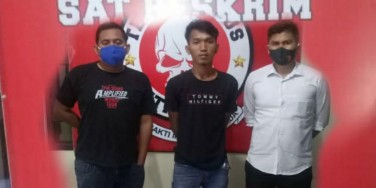 Santo Sihombing Setubuhi Gadis Yatim Piatu yang Masih SMP dan Digilir Bersama 2 Pria Lain