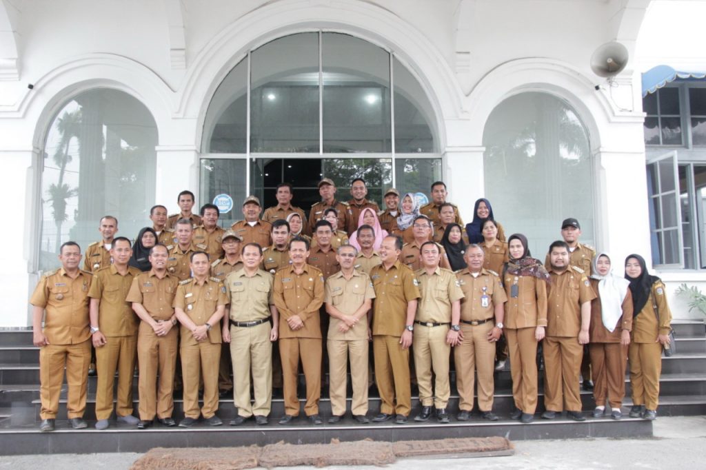 Camat dan Lurah dari Tebingtinggi Studi Banding Pengelolaan Dana Kelurahan ke Pemko Siantar
