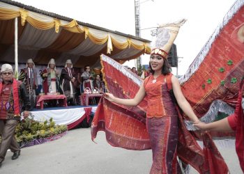 Karnaval Pesona Danau Toba 2018 Dipadati Ribuan Warga