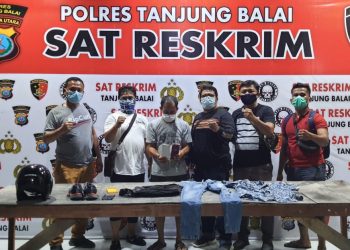 Terekam CCTV, Pencuri Beraksi di Rumah Hardiyanto Setelah Pintu Dibuka Anaknya