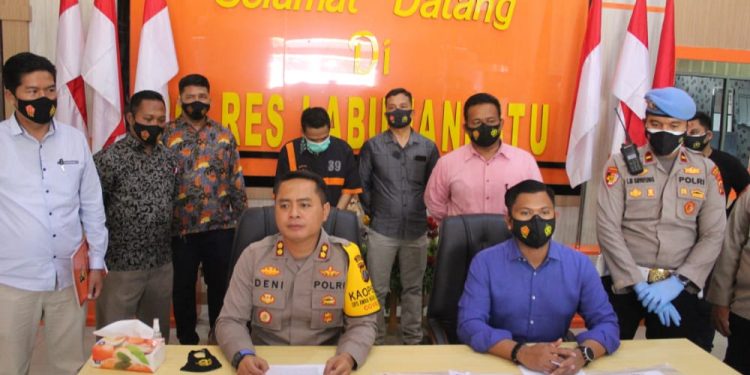 Kepala Desa Terjerat Kasus Korupsi dan Diamankan Polres Labuhan Batu