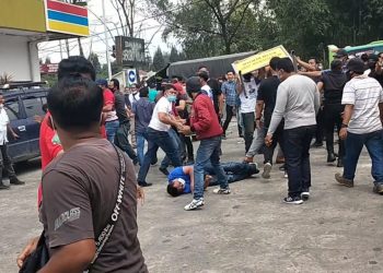 Kisruh di Tubuh Demokrat, Massa Pro AHY vs KLB Bentrok di Sibolangit