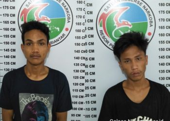 Dua Remaja yang Lagi Asyik ini Ditangkap di Kamar Hotel Mutiara