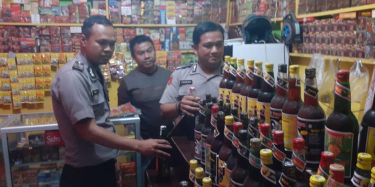 Ratusan Botol Miras dan Ciu Disita Polres Bogor