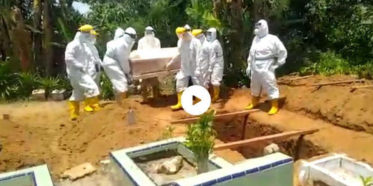 Terpapar Covid-19, Sepasang Suami Istri di Simalungun Meninggal Dunia Terpapar Covid-19, Sepasang Suami Istri di Simalungun Meninggal Dunia