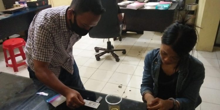 Lusi Pratiwi, Mama Muda ini Diciduk dari Jalan Bunga Tanjung
