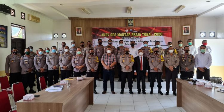 Kapolres Simalungun AKBP Agus Waluyo SIK Pimpin Analisa dan Evaluasi (Anev) Ops.Mantap Praja Toba 2020