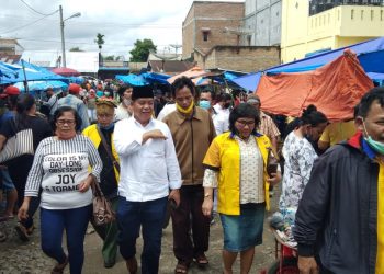 Blusukan ke Pekan Sabtu Pematang Raya, RHS Menikmati Mie Kuah dan Terkenang Masa Remaja