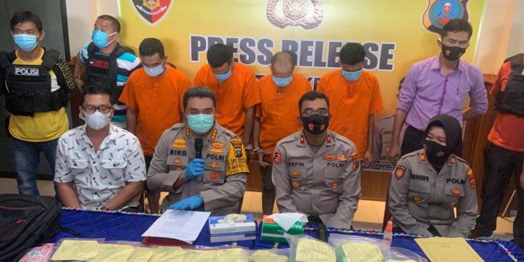 Penyelundupan 6 Kg Sabu Digagalkan, 4 Tersangka Diringkus dari Medan dan Batubara