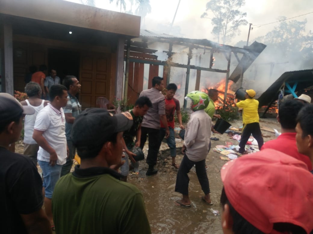 Berita Duka, 14 Rumah Dilalap Si Jago Merah di Desa Lae Parira Dairi