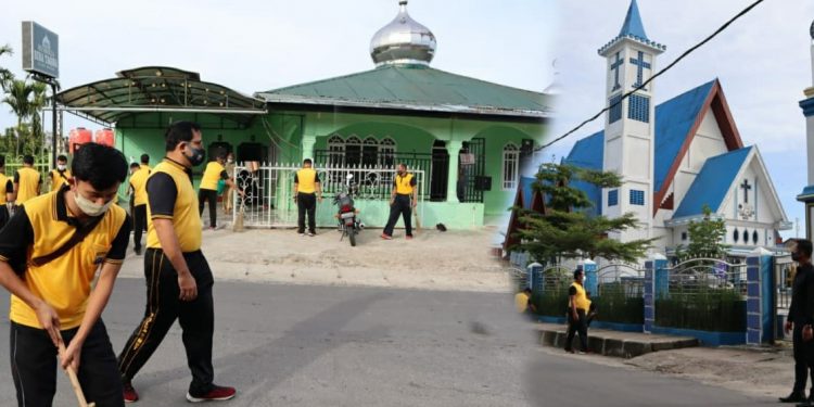 Sambut HUT Bhayangkara, Polres Dairi Kerja Bakti Bersihkan Rumah Ibadah