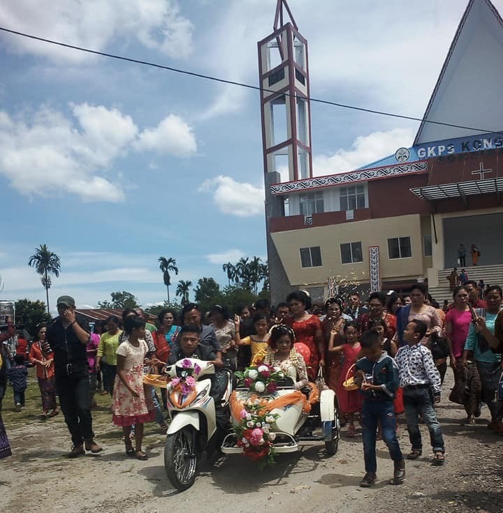 Pernikahan Fandi Barita Sitanggang dan Dame Boru Siringo-ringo ini Tuai Pujian