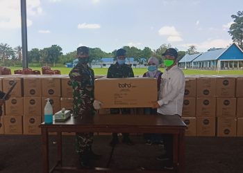 Dandim 0201/BS Medan Serahkan 126 Koli APD Bantuan Gugus TPP Covid-19 Pusat ke Pemprov Sumut
