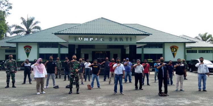 Dan Yonif 122/ Tombak Sakti Ajak Jurnalis Bekerjasama Cegah Penyebaran Covid-19