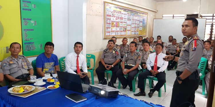 Kapolsek Perdagangan Adakan Giat UU ITE