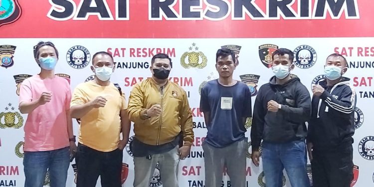Dicurigai Selingkuh, Wahyuni Sirait Dianiaya Suami di ATM BRI Dicurigai Selingkuh, Wahyuni Sirait Dianiaya Suami di ATM BRI