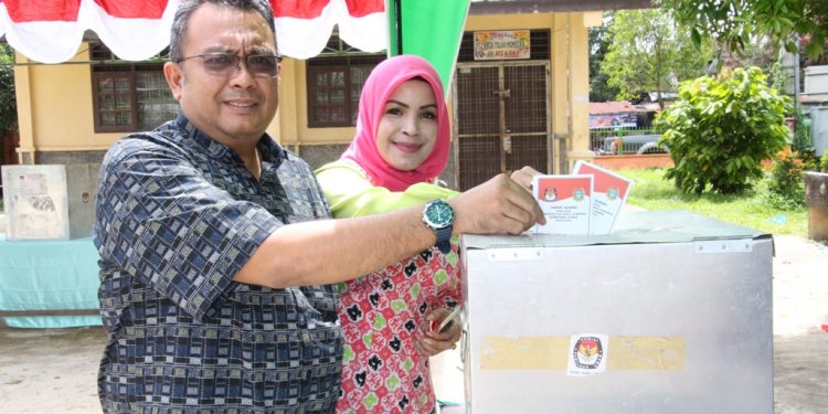 Tim Desk Pilgubsu 2018 Kota Pematangsiantar Tinjau TPS