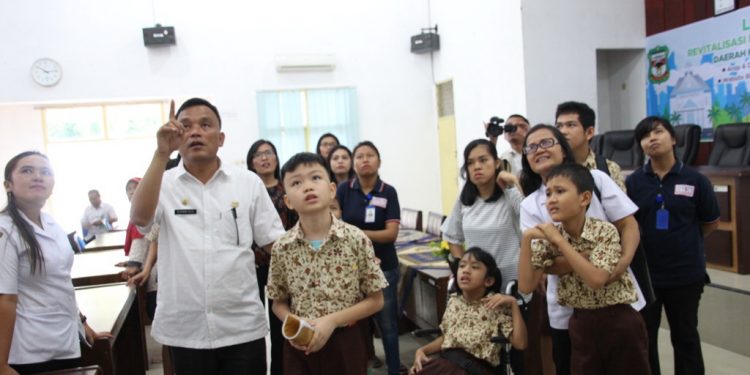 Siswa Difabel Mau Belajar tentang Pemko Siantar, Wakil Walikota Berpesan agar Hormati Orangtua