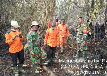 Personel Kodim 0209/LB Berhasil Padamkan Karhutla