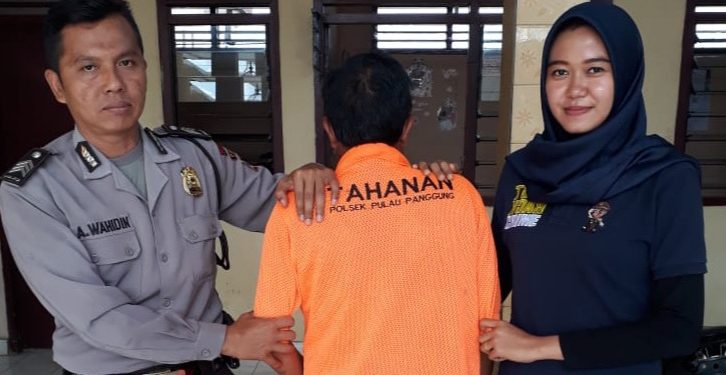 Istri Menolak ML, Pria Bercucu ini Tindih Bocah Tetangga Istri Menolak ML, Pria Bercucu ini Tindih Bocah Tetangga