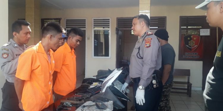 Dua Spesialis Maling Sepedamotor Dari Dalam Rumah Dibekuk Polisi Dua Spesialis Maling Sepedamotor Dari Dalam Rumah Dibekuk Polisi