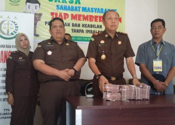 Dua Tersangka Korupsi Lampu Jalan Ditahan Kejaksaan Labuhanbatu